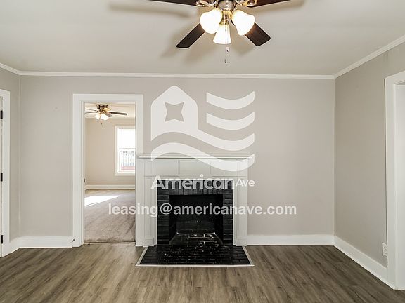 572091_004_wm_-_living_room_13157169.jpg