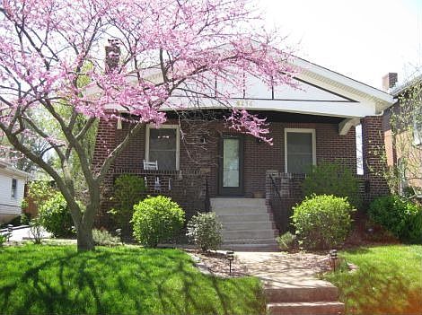 1st image of 8714 Windom Ave