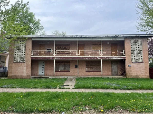 351 W Macon St, Decatur, IL 62522