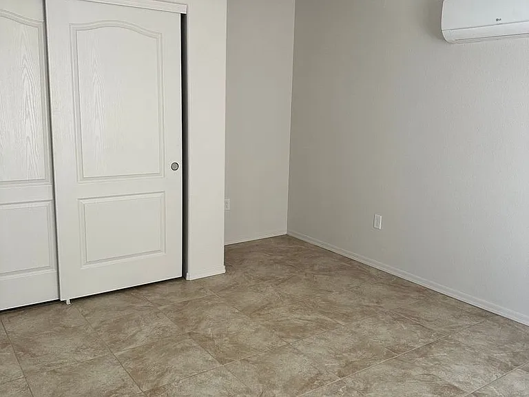 3064 Shoshone Dr #C101 — Photo 11