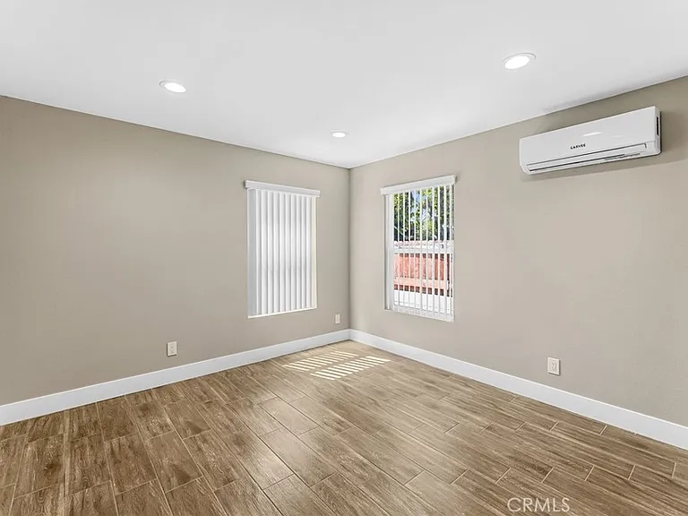 2417 W Stanford St — Photo 9