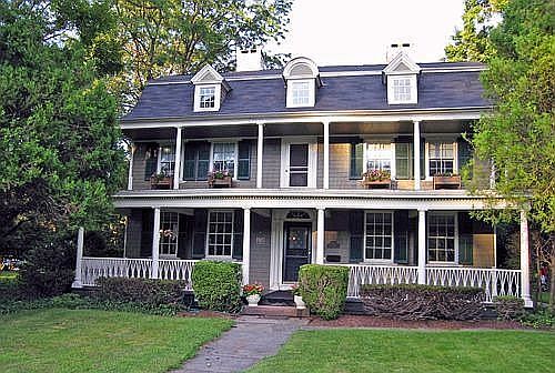 Front View (4400 Sq. Ft.)