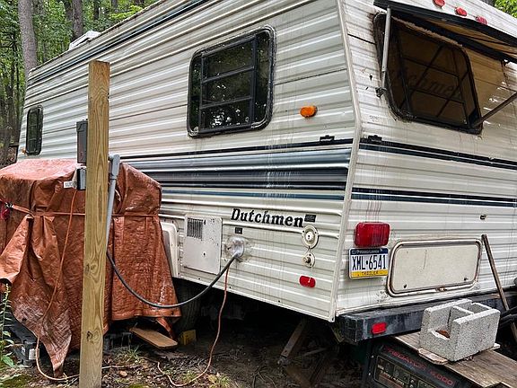 2nd image of 10 Martins Mountain Ln