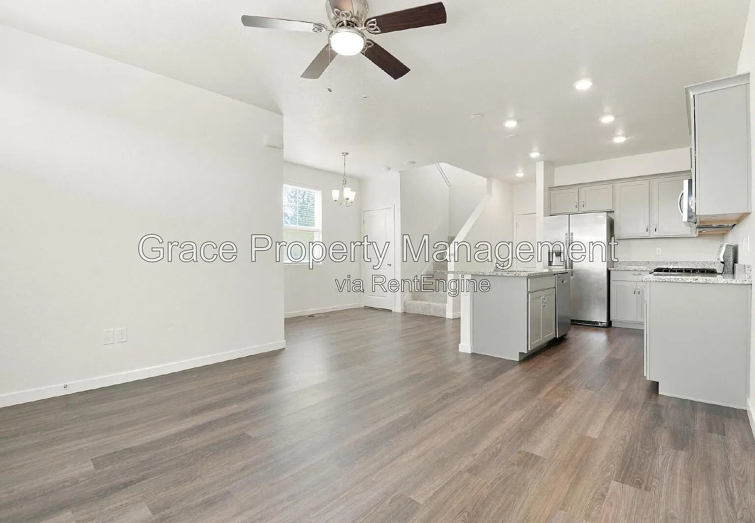 3 bed, 2.5 bath, 1500 sqft, $2,670 — Photo 4
