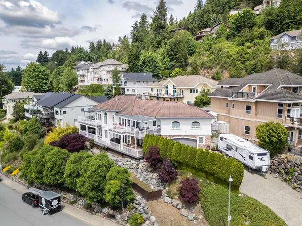 2764 Saint Moritz Way, Abbotsford, BC V3G 1C3