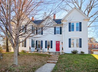 2735 Oakton Park Ct, Vienna, VA 22181