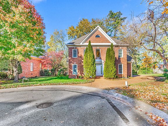 2nd image of 1605 Ardenwood Ct