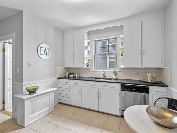 163 North St #1, Salem, MA 01970