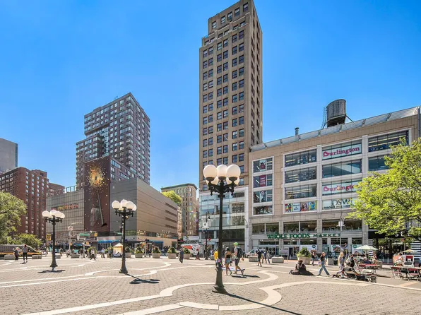 201 East 12th Street image 15 of 15