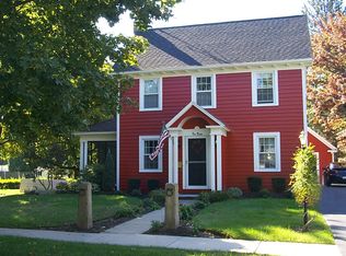 112 Ambleside Dr, Lockport, NY 14094