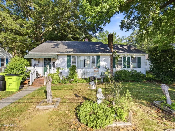 319 Lloyd Street S, Ahoskie, NC 27910