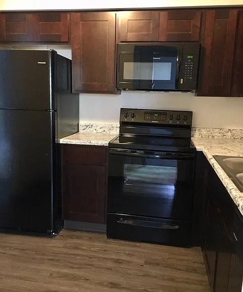 Montana Ridge Apartments — Photo 31