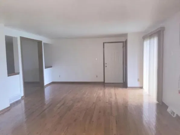 (undisclosed Address), Niagara Falls, NY 14304