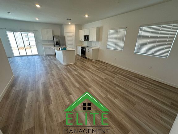 4th image of 12616 Ironbow Way