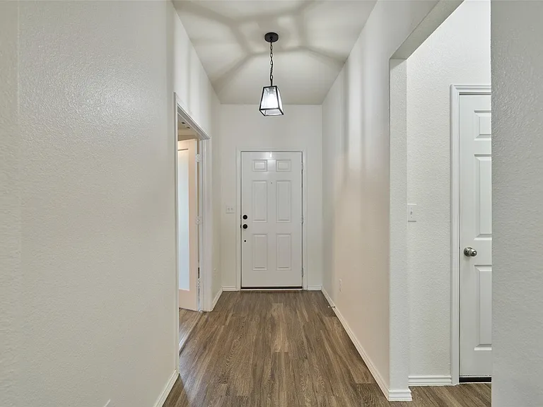 2214 Timberland Country Ct — Photo 8