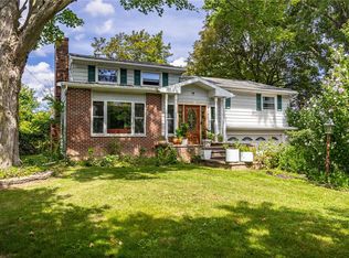 2104 Penfield Rd, Penfield, NY 14526