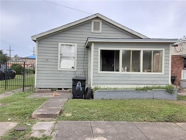 1st image of 2306 Piety St