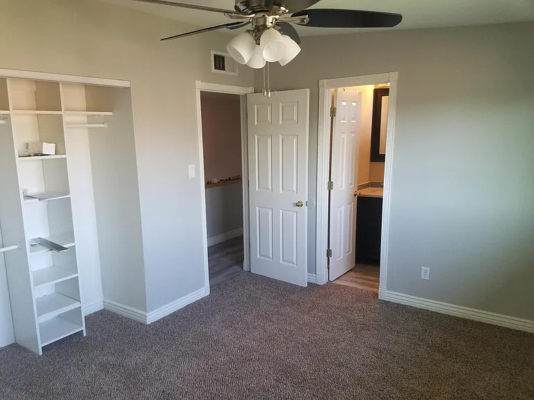1107 E Broadmor Dr — Photo 22