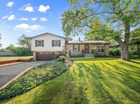 1857 Avondale Dr SE, Grand Rapids, MI 49506