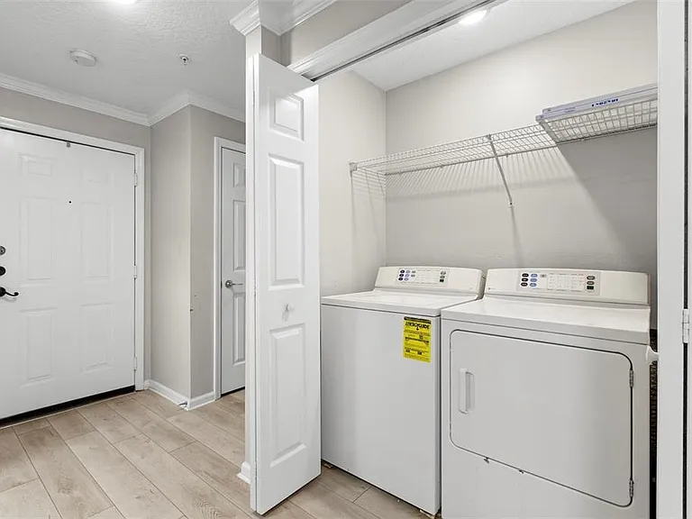 800 S Dakota Ave #214 — Photo 14
