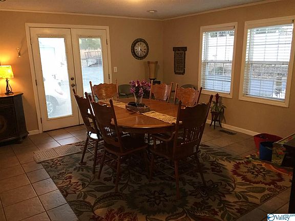 5th image of 225 Parkway Dr