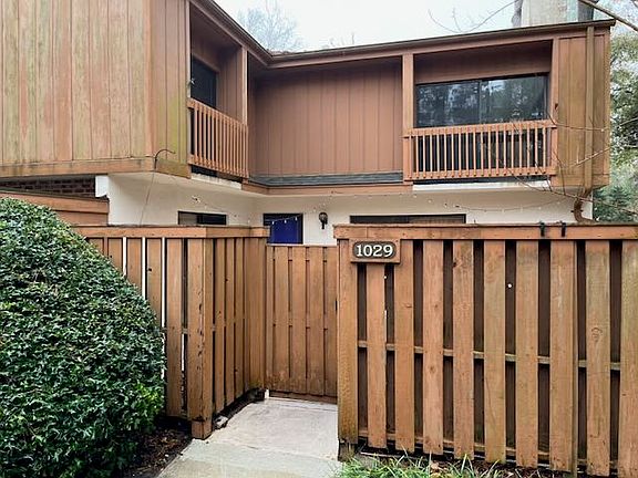 3rd image of 1029 Birch Creek Dr #7