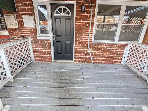 3rd image of 4035 Saint Monica Dr