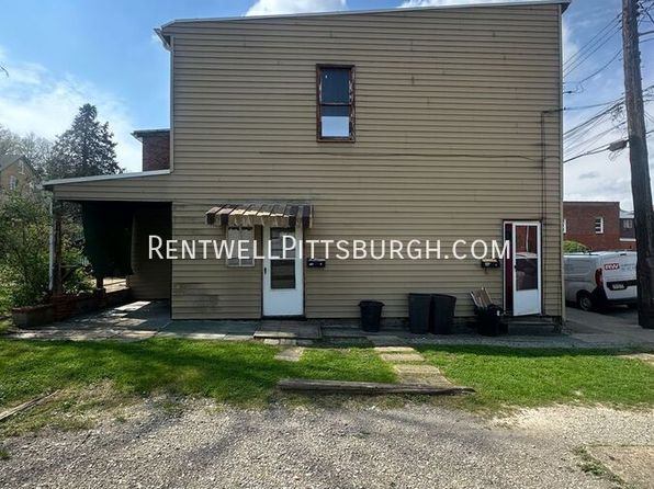 522 Cavitt Ave APT B, Trafford, PA 15085