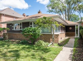 19 N Hamlin Ave, Park Ridge, IL 60068