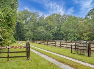 7423 Parish Point Rd, Meggett, SC 29449