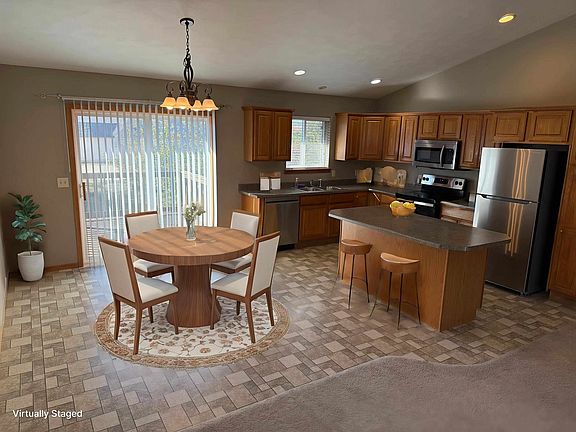 3rd image of 3509 W Hughes Pl