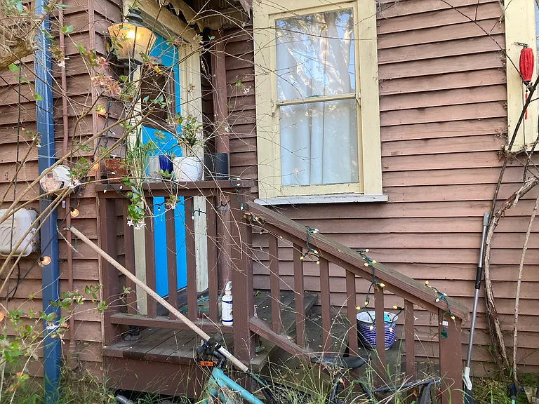 Alder St — Photo 12