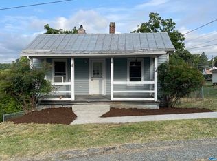 208 Myrtle St, Staunton, VA 24401