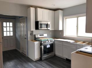 47 Waverly St, Everett, MA 02149