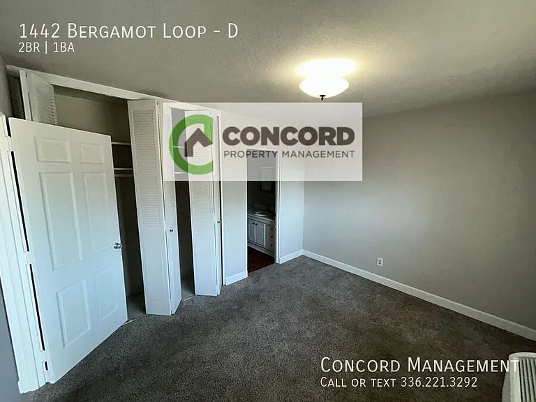 1442 Bergamot Loop #D — Photo 14
