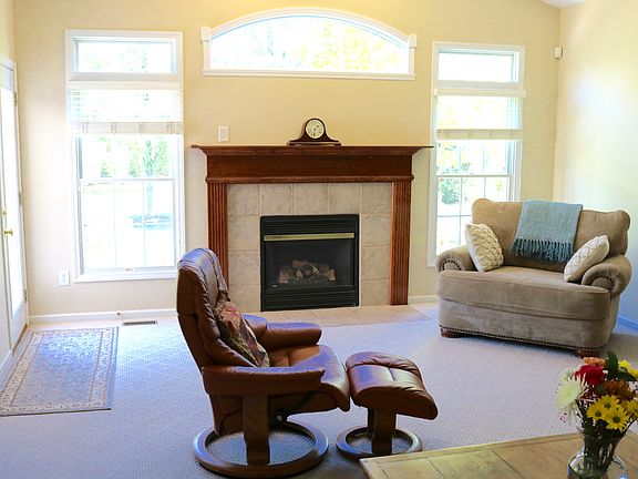 4th image of 4232 Donald Dr