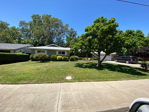 2nd image of 1672 Park Vista Dr
