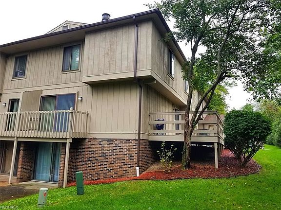 2nd image of 7355 Creekwood Dr #6