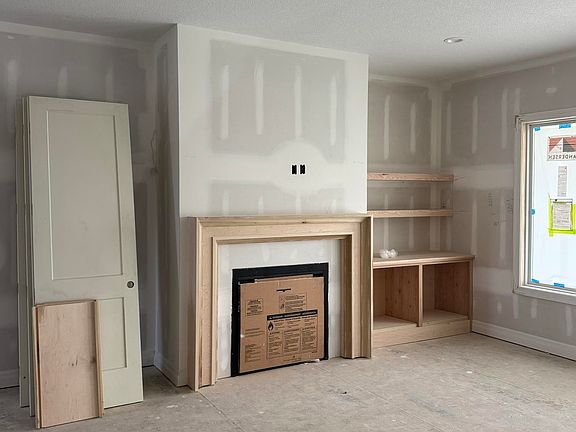 5th image of 14838 E Camden Chase St