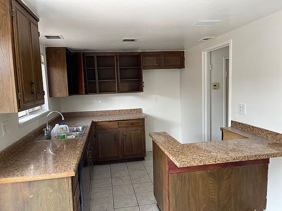 2nd image of 3700 N Mountain Ave #9B