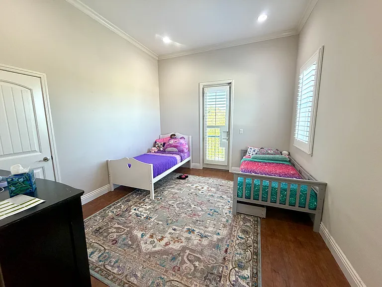 5205 Skyler Ct — Photo 41