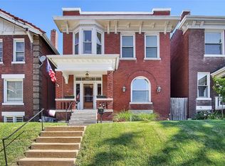 3935 Flad Ave, Saint Louis, MO 63110