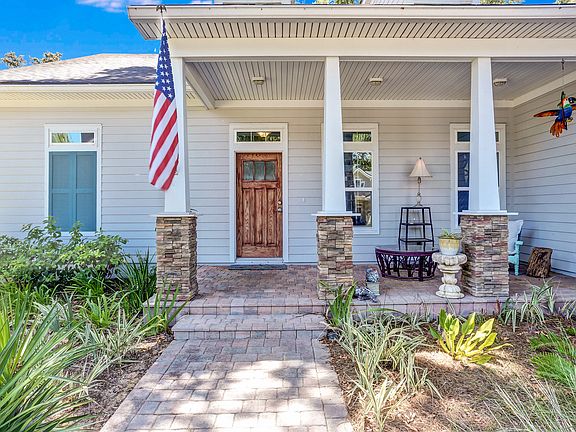 2nd image of 1618 Highland Dunes Way