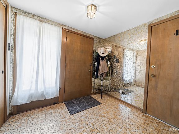 4th image of 5539 La Palm Dr