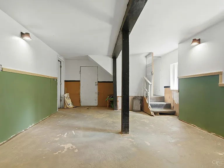 5067 E Miami River Rd — Photo 23