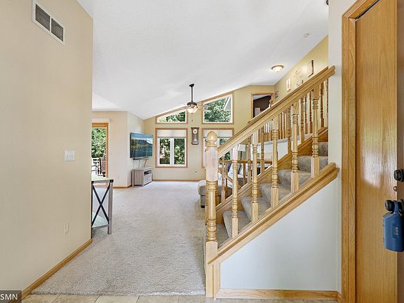5th image of 505 Ironwood Ave NE