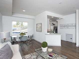 1811 Woodside Rd APT 204, Redwood City, CA 94061