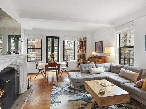 26 E 10th St APT 8F, Manhattan, NY 10003