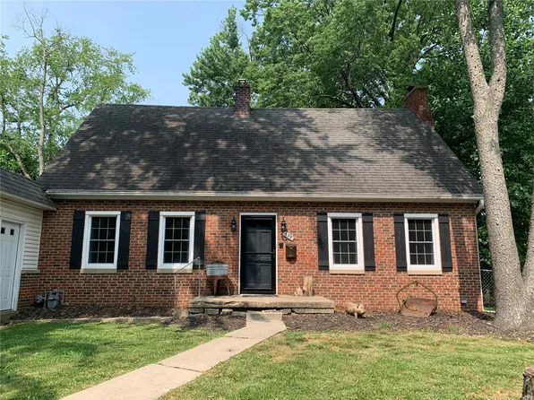 839 N Elm St, Greenville, IL 62246