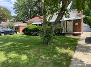 24040 Rosewood St, Oak Park, MI 48237